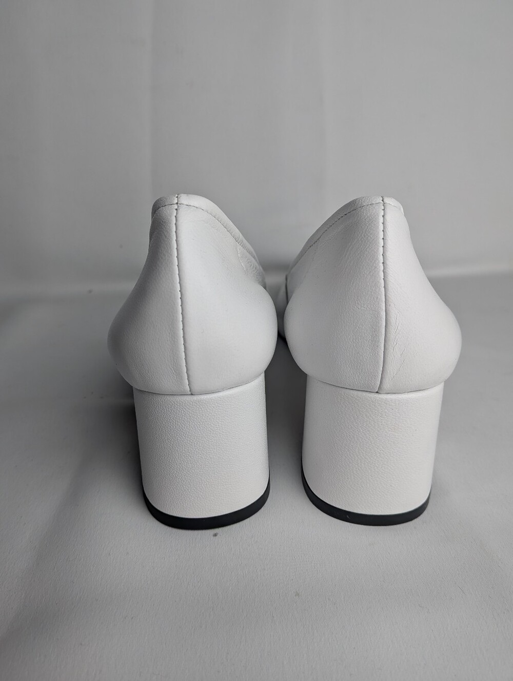 L'INTERVALLE women White Leather Heel Shoes Size 37 = 6.5, 7 US Round Tip - Picture 3 of 8